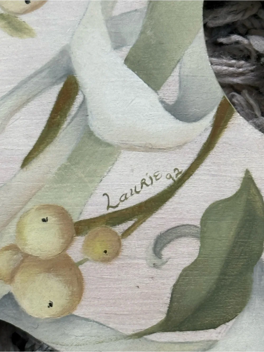 Floral Wooden Wall Plaque in Cream and Green - Decorative Home Wall Art